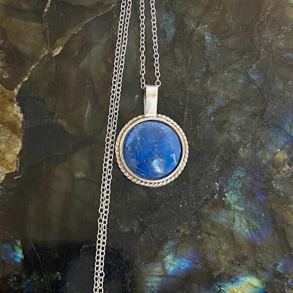950 Silver Dainty Round Lapis Lazuli Pendant Cabochon Necklace 18" Cable Chain - Picture 4 of 16